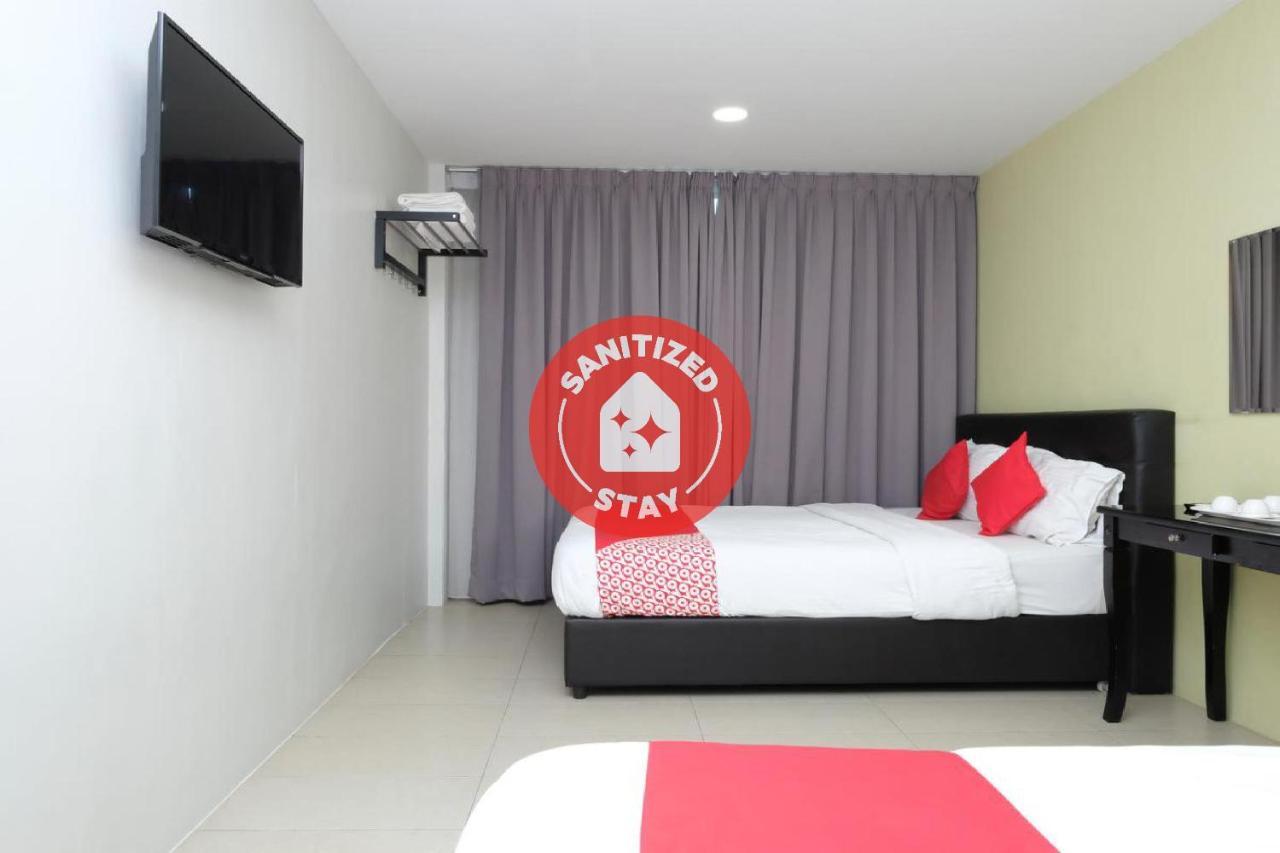 OYO 89304 Elite Hotel Kuantan Exterior foto